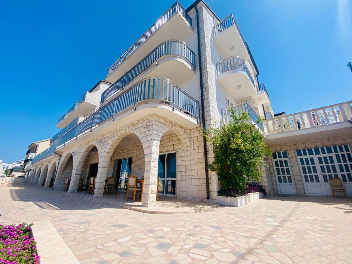 Hotel Buenavista Beach House Trogir Mastrinka Εξωτερικό φωτογραφία
